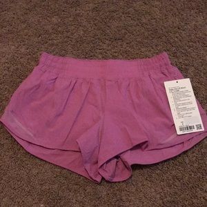 SOLD!!! Hotty Hot LR Short 2.5” *Lined